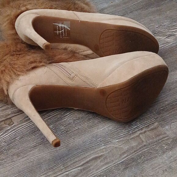 Gianni Bini Fur Topped Heeled Booties in Tan size 8 - Picture 5 of 10